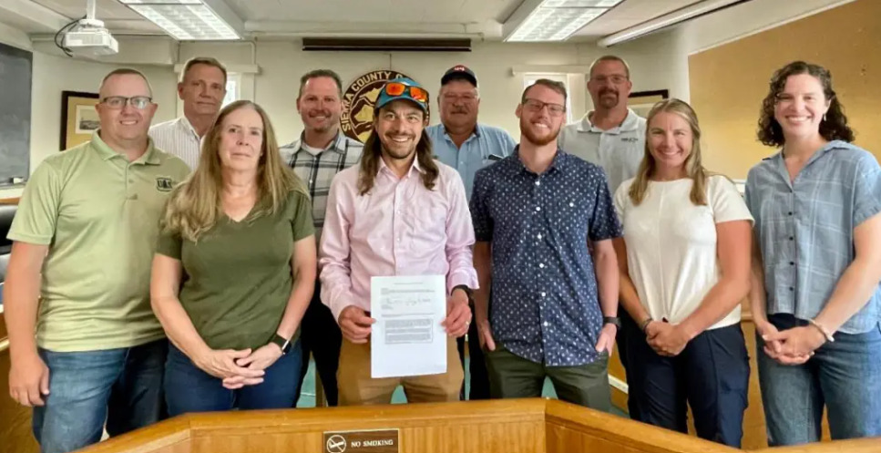 Tahoe National Supervisor Eli Ilano signed the North Yuba Landscape Resilience Project record of decision today in the Sierra County board chambers in Downieville, Calif. Community members and North Yuba Forest Partnership members commemorated the accomplishment.
